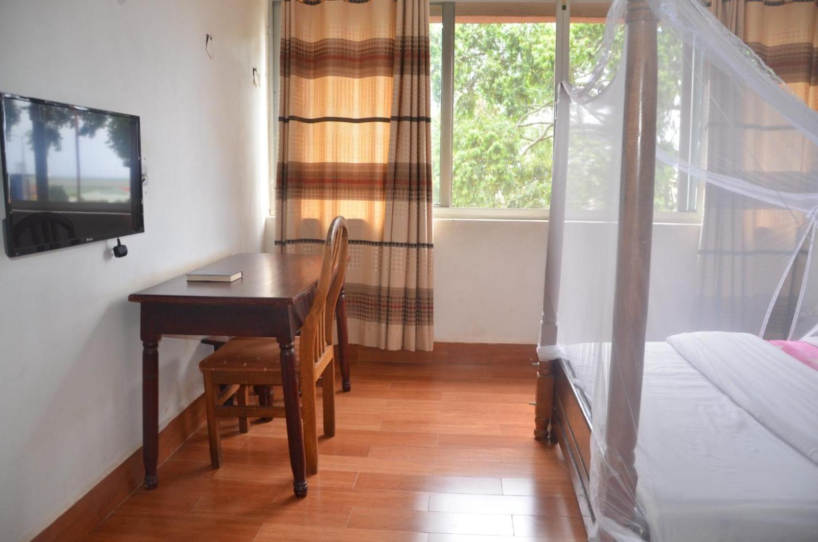 Entebbe Flights Motel Dış mekan fotoğraf