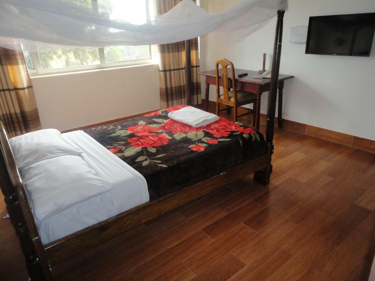 Entebbe Flights Motel Dış mekan fotoğraf